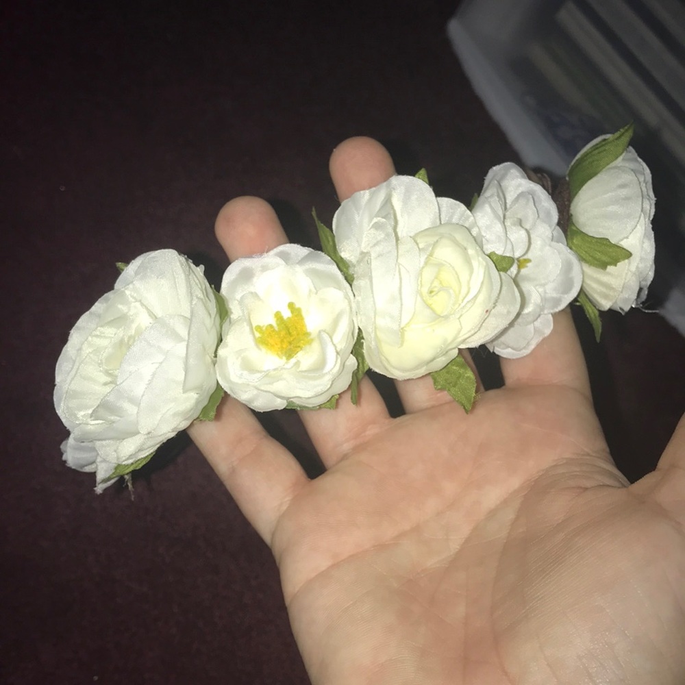 Flower head band